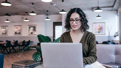 Travailler seul : 10 métiers pour les solitaires