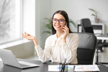 Se reconvertir dans un métier qui paye et qui recrute : la comptabilité !