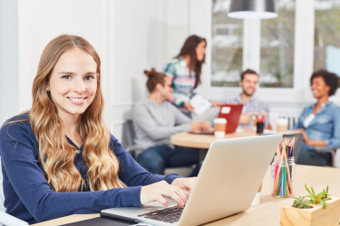 Quels sont les jobs étudiants qui développent le plus de compétences utiles pour l’avenir ?