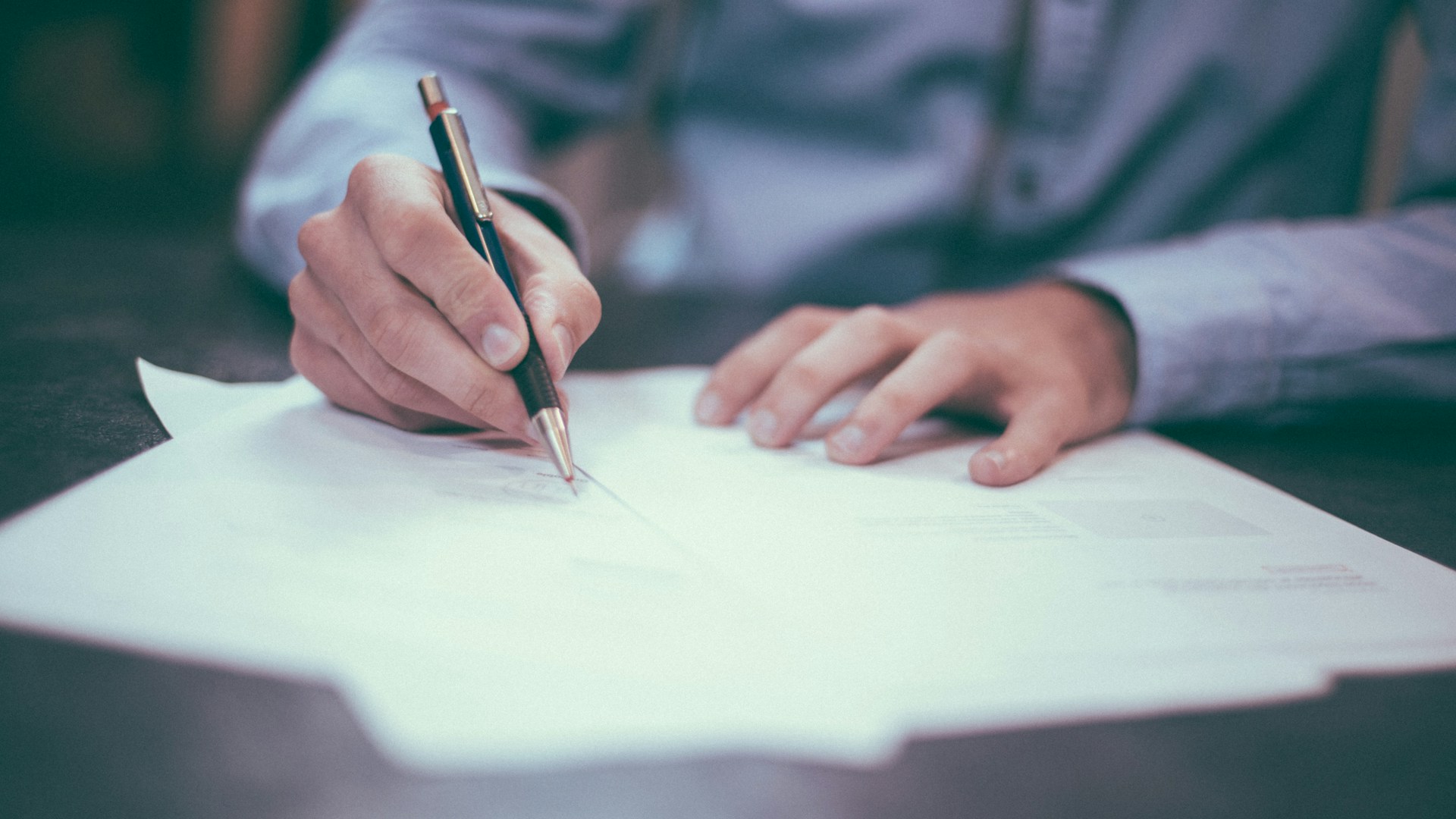 clerc de notaire actes notariés droit immobilier successions recherches juridiques formalités clerc de notaire actes notariés droit immobilier successions recherches juridiques formalités